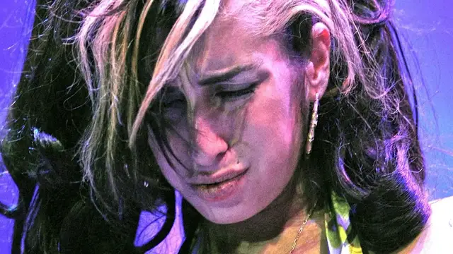 Video thumbnail for Amy Winehouse's Tragic Final Words Will Break Your Heart