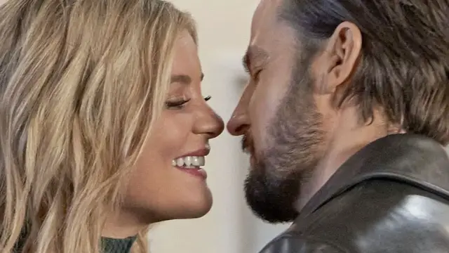 Video thumbnail for Hallmark Movies Always Follow These Weird Rules