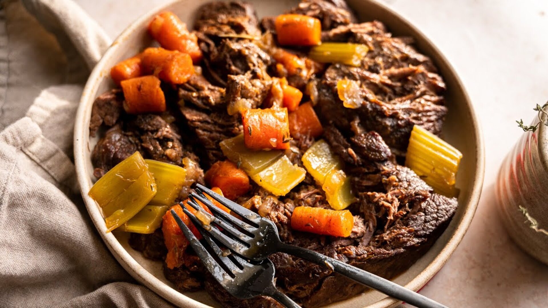 Video thumbnail for Red Wine Beef Short Ribs Recipe