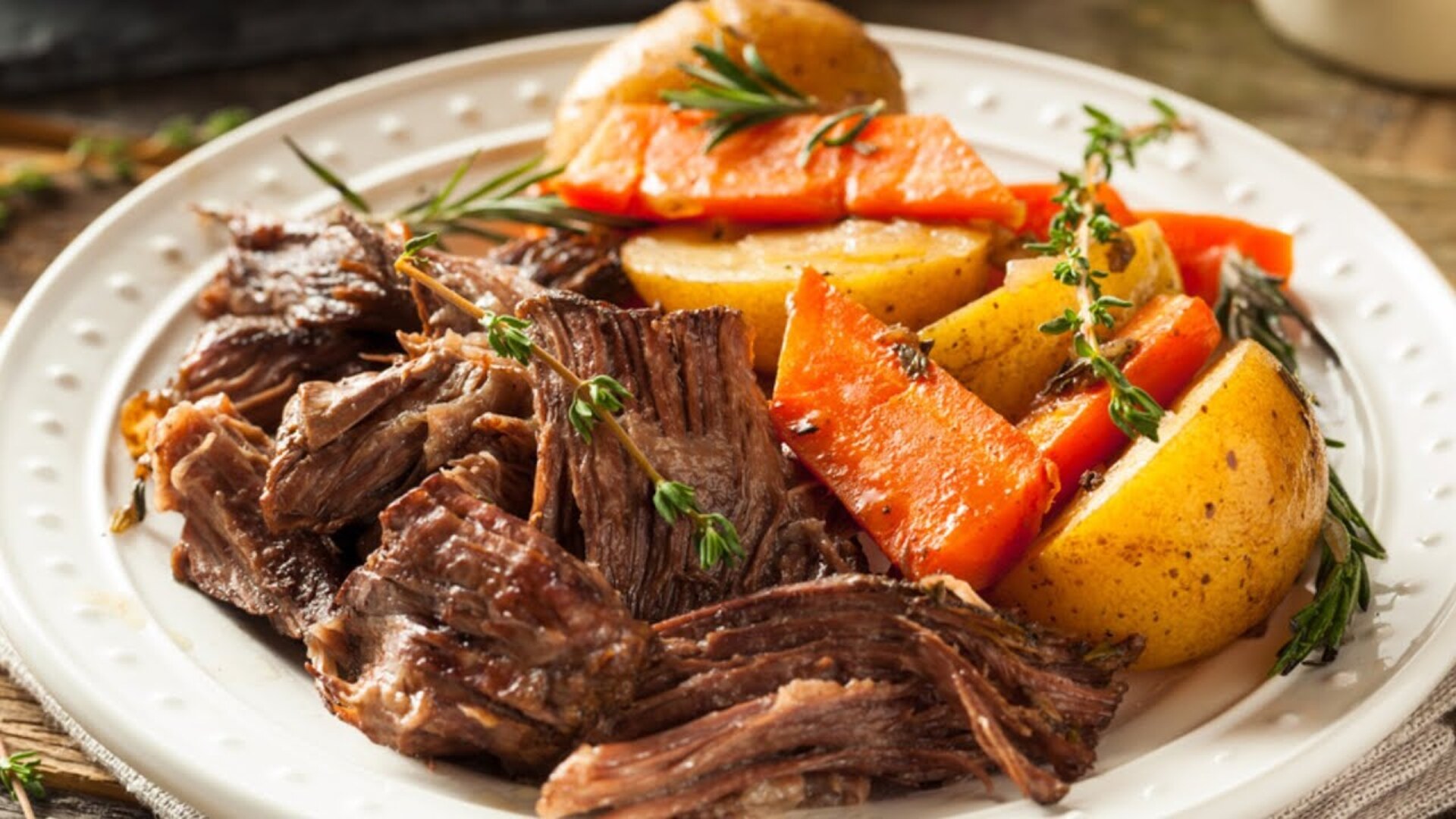 Video thumbnail for Big Mistakes Everyone Makes With Pot Roast