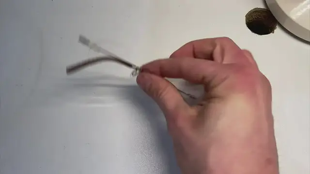 Video thumbnail for How To Change Nose Pads on a Frame With a Loop