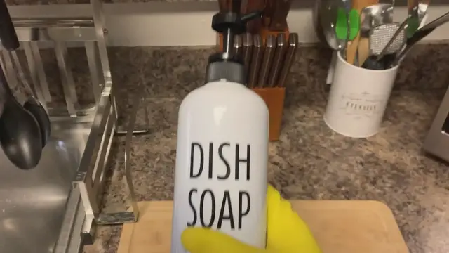 Video thumbnail for how to clean your cutting board the right way