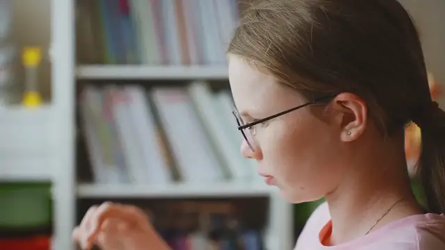 Video thumbnail for Rowan_Henchy_s_Diabetes_Journey