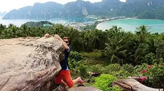 Video thumbnail for The Incredible Island Viewpoint - Koh Phi Phi, Thailand