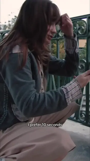 Video thumbnail for iPhone photography tips with @Mariedanaj in Paris, France #iphonephotography