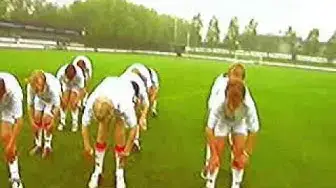 Video thumbnail for Benin | Fodboldrytmer | Opvarmningsøvelse