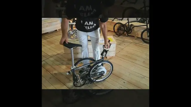 Video thumbnail for Vello mit Zehus-Antrieb: Falten und entfalten auf der Eurobike 2017