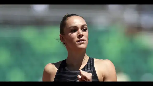 Video thumbnail for Abby Steiner suffers beats to Ashanti Moore in 100m at Michael Johnson Invite