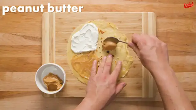 'Video thumbnail for TikTok Wrap Hack - Crepe Stuffed With 4 Chocolate Candies 1(720p 24fps)'