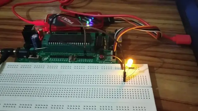 Video thumbnail for [PIC16F877A] : Blinking LED using PIC microcontroller