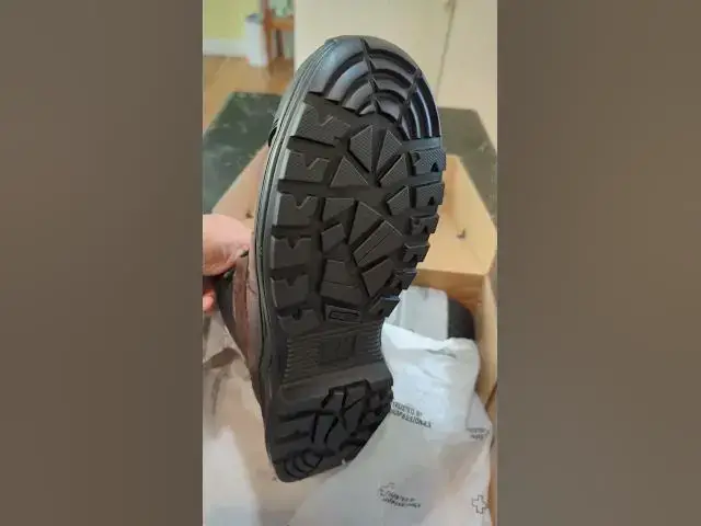 'Video thumbnail for Helly Hansen Oslo Hiker Mid HT Hiking Work Boots'