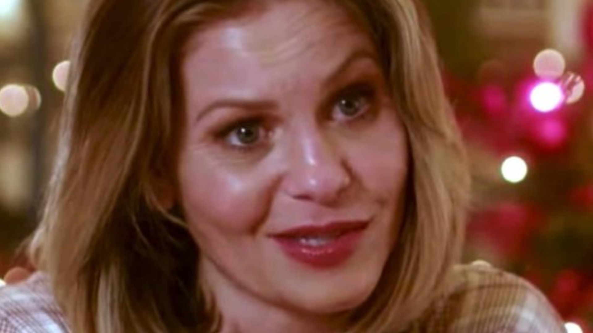 Video thumbnail for Things In Hallmark Christmas Movies That Only Adults Notice