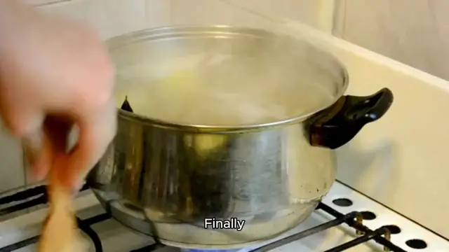 'Video thumbnail for Chicken and brocolli recipe'