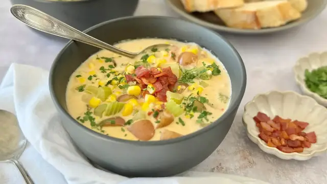 Video thumbnail for Creamy Corn Chowder Recipe
