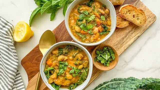 'Video thumbnail for Tuscan White Bean Soup Recipe'