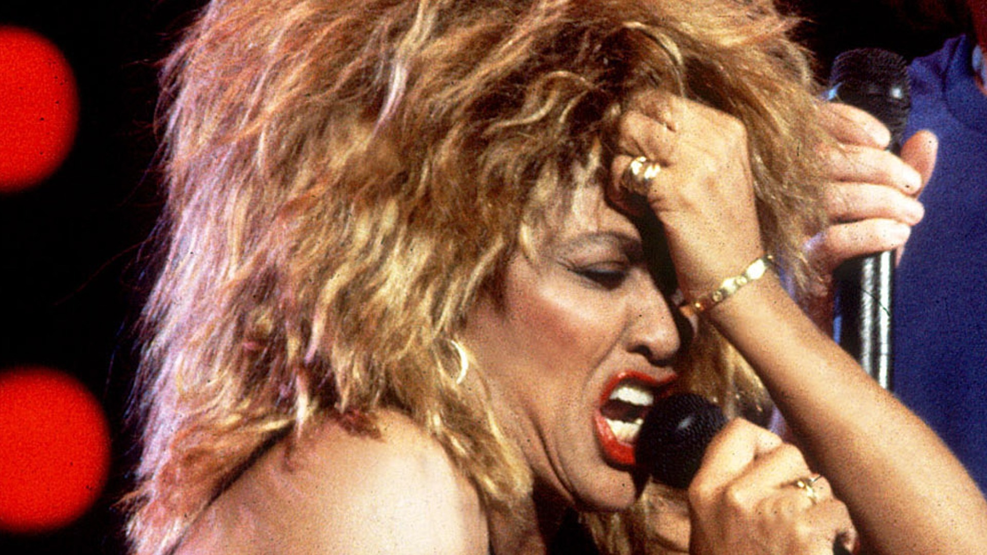 Video thumbnail for Details Revealed About Tina Turner's Health Struggles