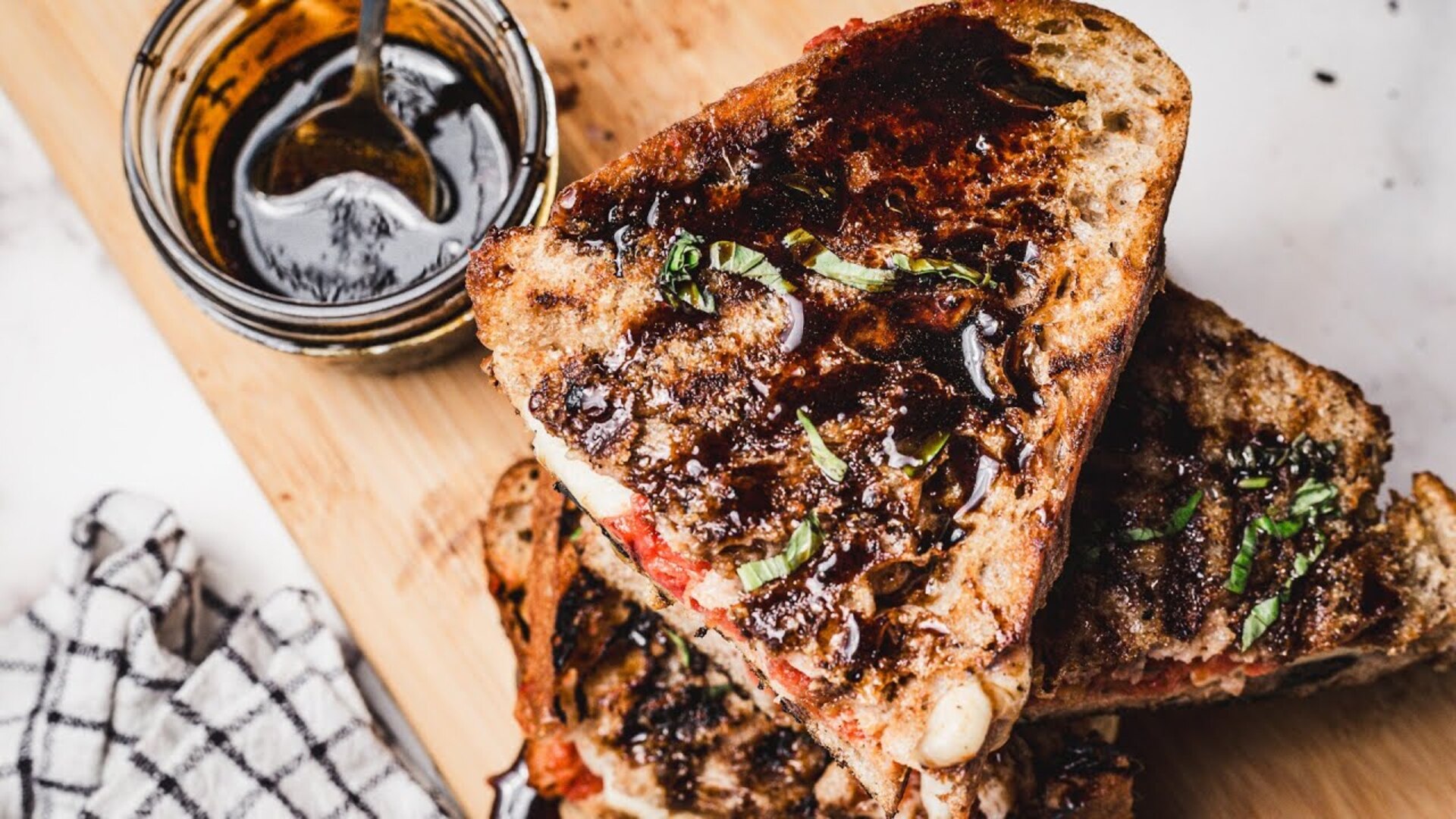 Video thumbnail for Margherita Pizza Grilled Cheese With Balsamic Drizzle Recipe