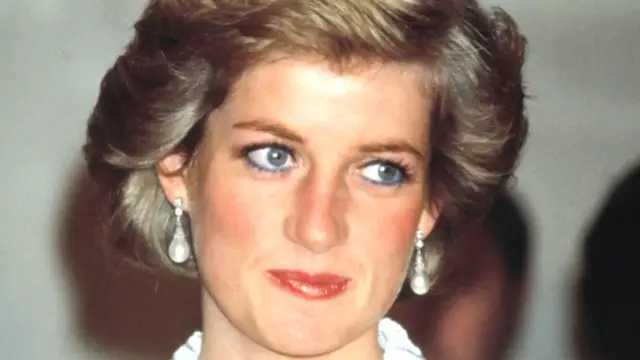Video thumbnail for Here's How The Royals Reacted To Diana's Death