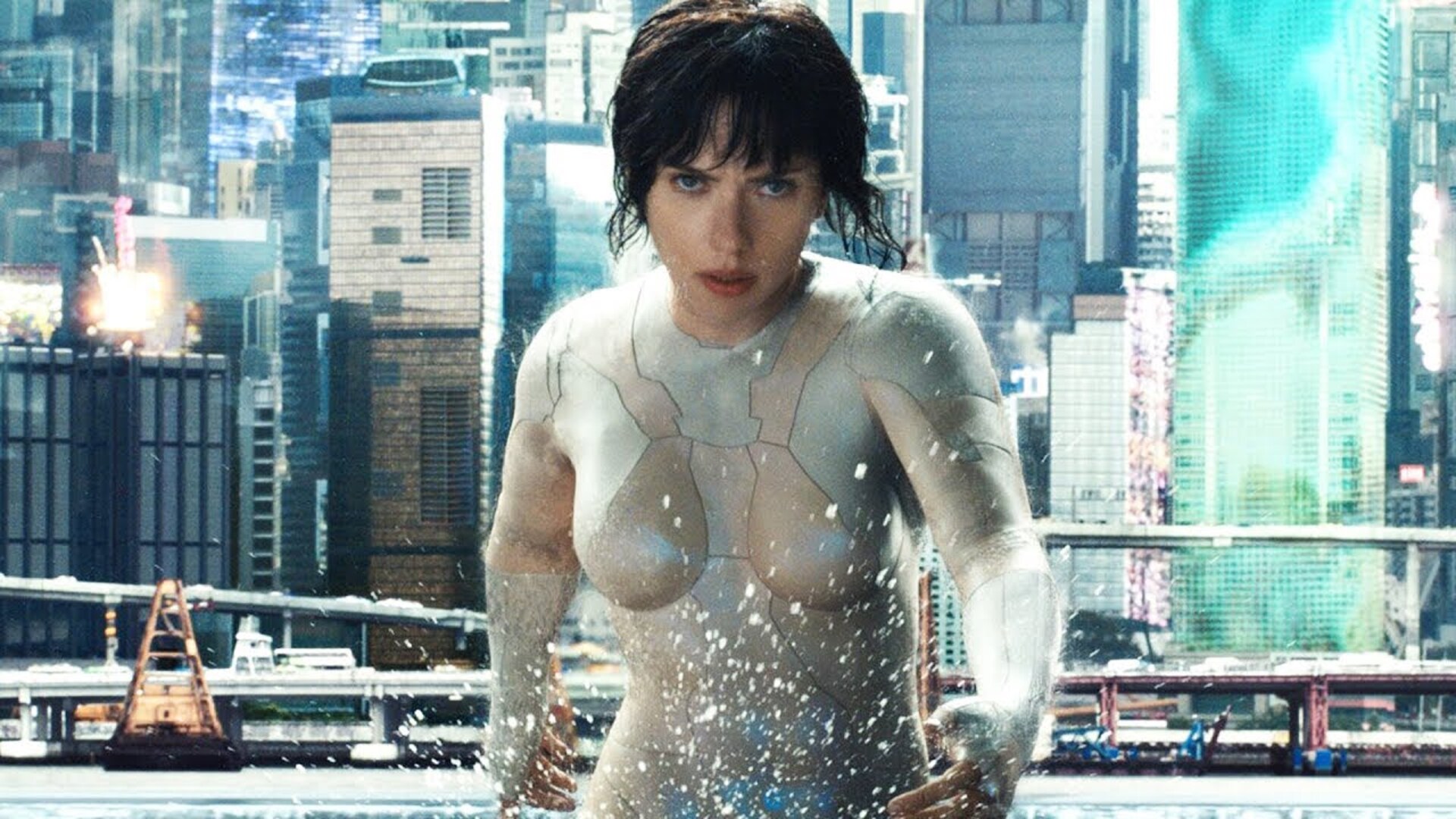 Video thumbnail for Dumb Things Everyone Just Ignored In These 2017 Movies