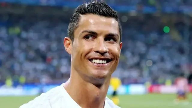Video thumbnail for How Cristiano Ronaldo's Exes Describe Him