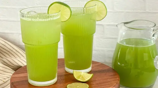 Video thumbnail for Our Cucumber Lime Agua Fresca Recipe Is Refreshingly Light