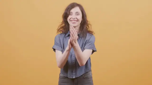 Video thumbnail for Jamie_Lee_Curtis_Wins_Emmy