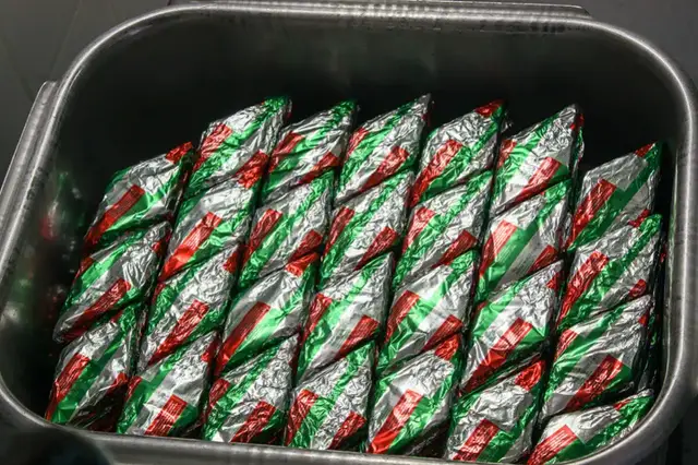 Video thumbnail for Wie man Nougat macht zeigt uns Nougat Dresse in Aachen