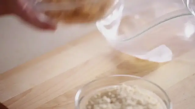 Video thumbnail for Crusted Pork with Creamy Caprese Salad