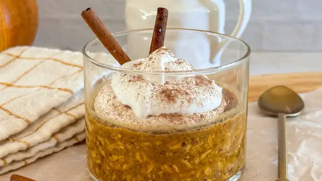 Video thumbnail for Pumpkin Spice Latte Overnight Oats Recipe