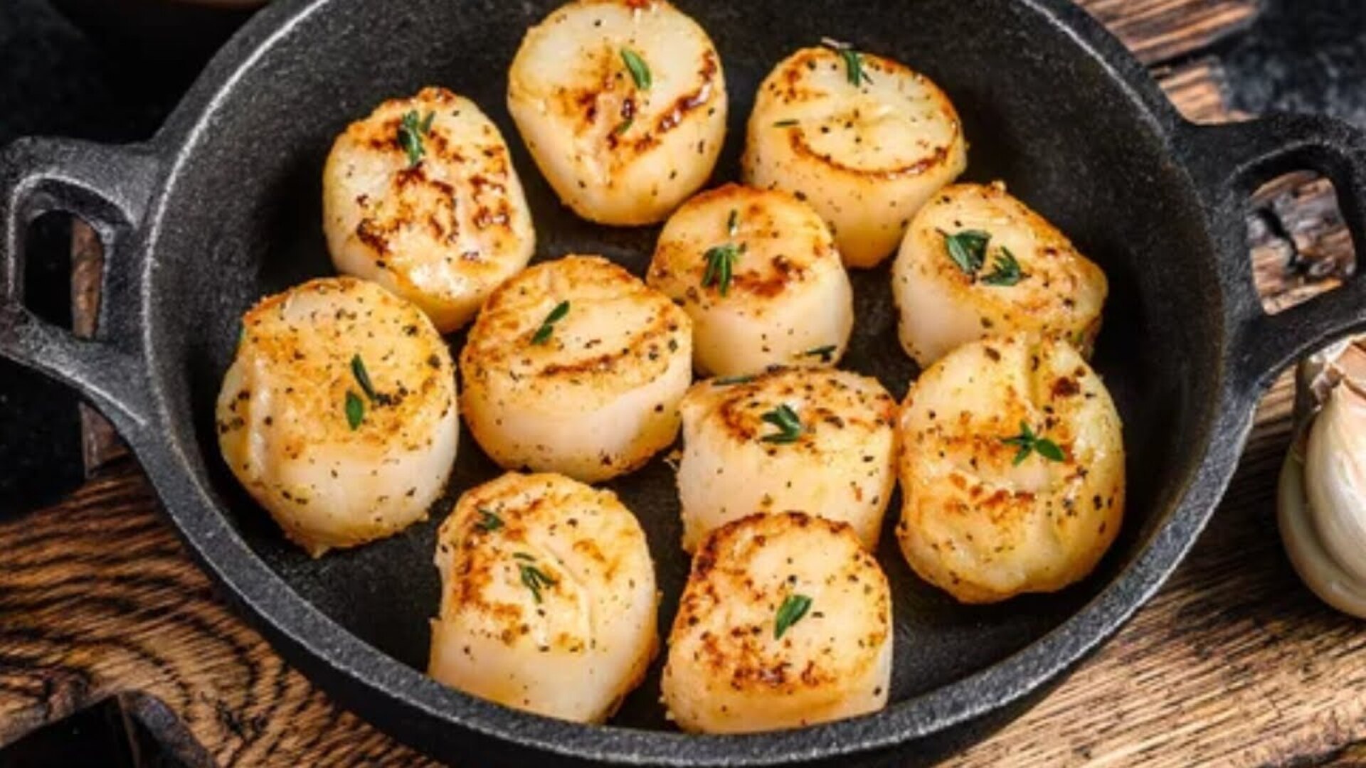 Video thumbnail for The Biggest Mistakes Everyone Makes When Cooking Scallops