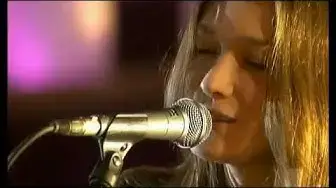 Video thumbnail for Carla Bruni "Those little things" 2006