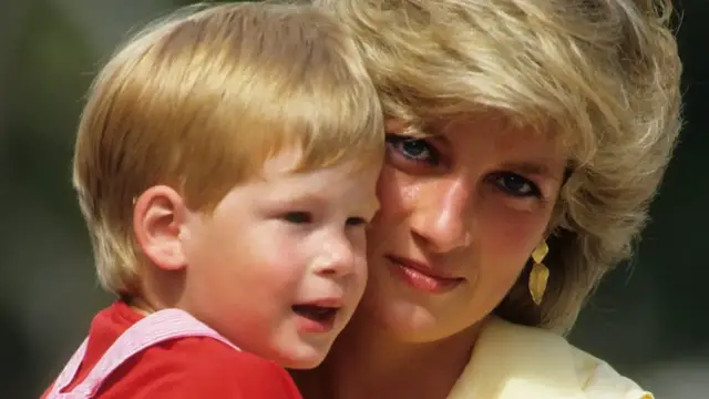 'Video thumbnail for Prince Harry's Heartbreaking Response To Princess Diana's Death'