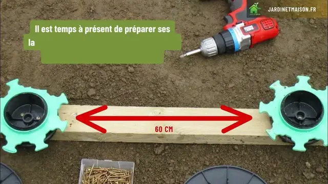 'Video thumbnail for Comment poser une terrasse composite sur plots'