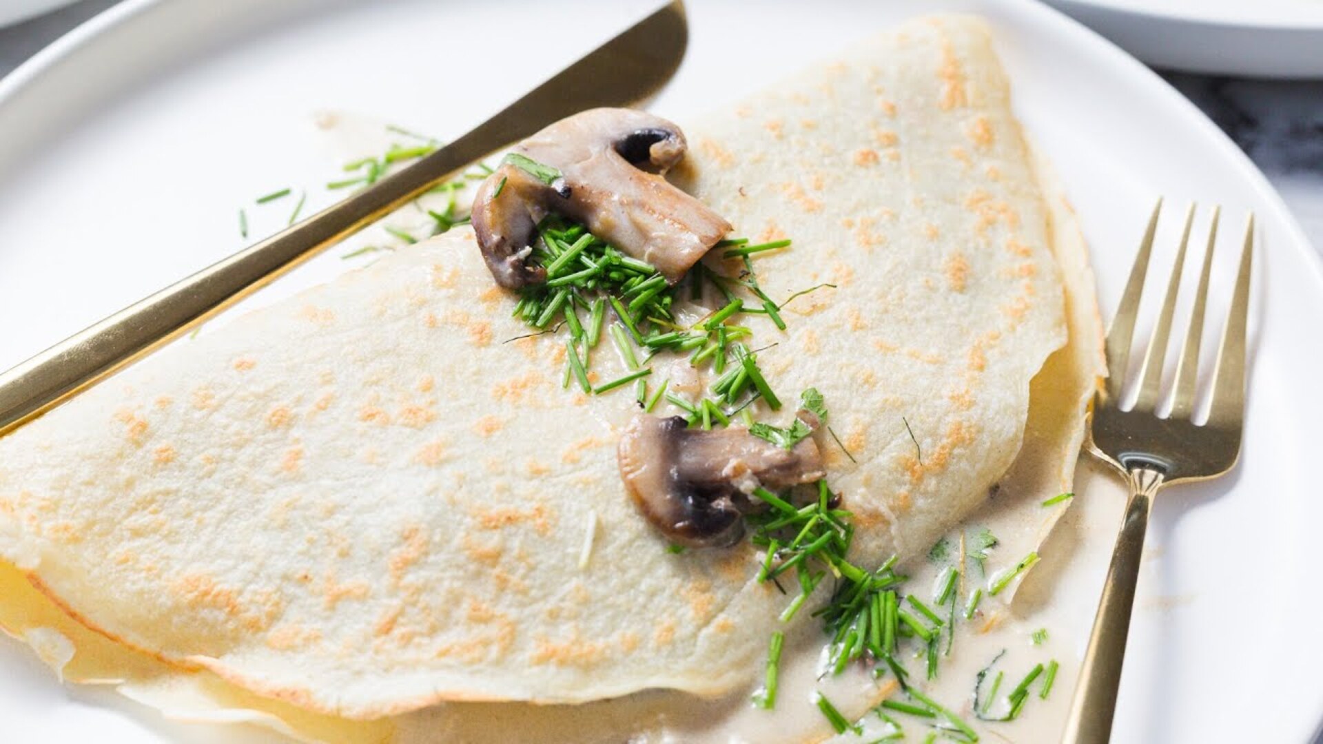 Video thumbnail for Savory Chicken And Mushroom Crepe Recipe