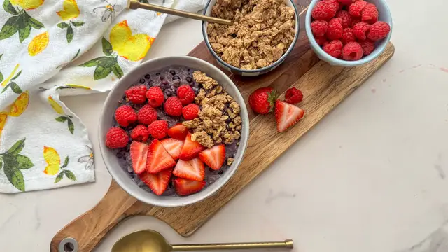 Video thumbnail for Triple Berry Oatmeal Bowl Recipe