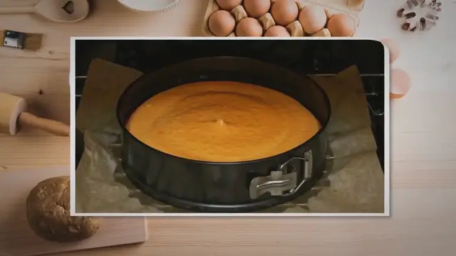 'Video thumbnail for How To Use A Springform Pan For Cheesecake – 3 Easy Parts'