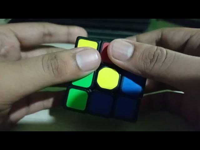 Video thumbnail for I'm trying to solve the Rubik's Cube in 8.45 minutes.