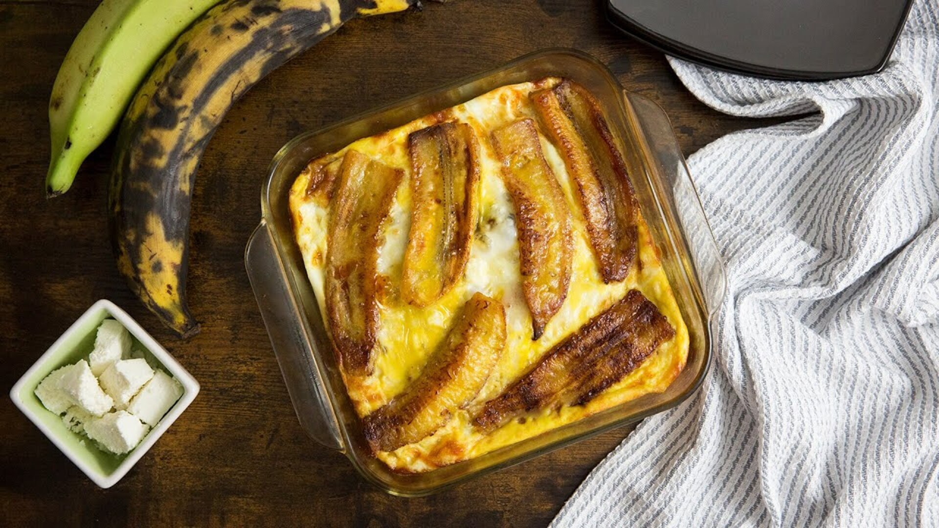 Video thumbnail for Torta De Plátano (Cheesy Plantain Casserole) Recipe