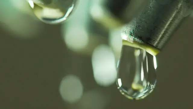 Video thumbnail for Cleaning Hacks With Vinegar