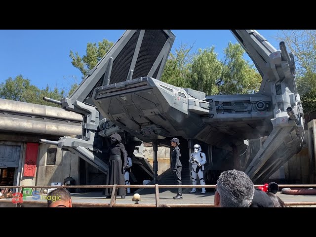Video thumbnail for Kylo Ren and the First Order Arrive on Batuu - Disneyland March 27, 2022