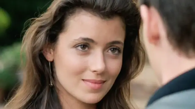'Video thumbnail for What Happened To The Girl Who Played Sloane In Ferris Bueller?'