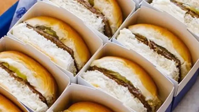 'Video thumbnail for Here's The Truth About White Castle People Don't Know'