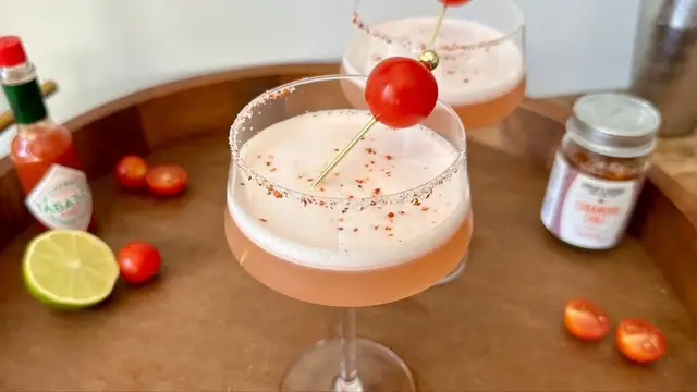 Video thumbnail for Spicy Tomatini (Tomato Martini) Recipe