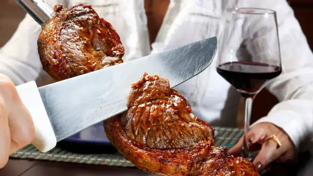 Video thumbnail for Where Steakhouses Really Make All Their Money