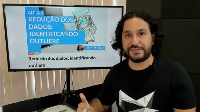 'Video thumbnail for O que são outliers: identificando-os na redução dos dados'