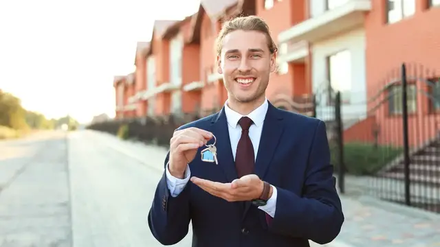 Video thumbnail for 5 reasons why a real estate agent career is not for you