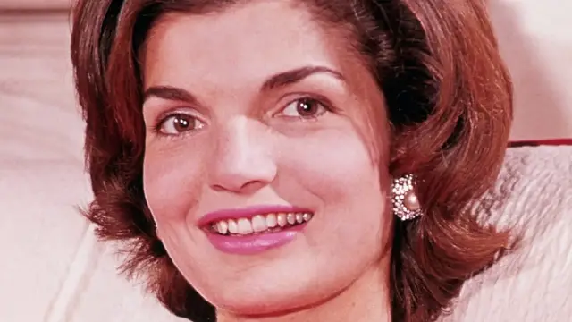 Video thumbnail for Chilling Details On Jackie Kennedy's End-Of-Life Ritual Revealed