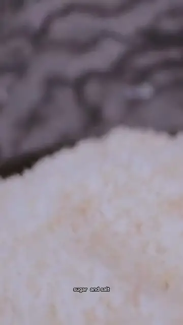 'Video thumbnail for Khao Niew: Traditional Thai Sticky Rice Dessert'