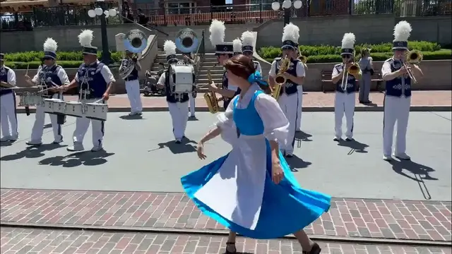 Video thumbnail for Be Our Guest Belle & Disneyland Band | Disneyland | August 17, 2023 4K