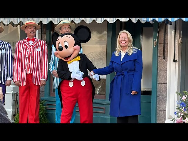 Video thumbnail for Kim Irvine & Leota Toombs Window Dedication - Disneyland Resort 2026